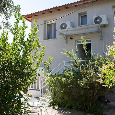 Apartament Anadora 2: Hospitable Stone House With Yard Aleksandropolis Zewnętrze zdjęcie