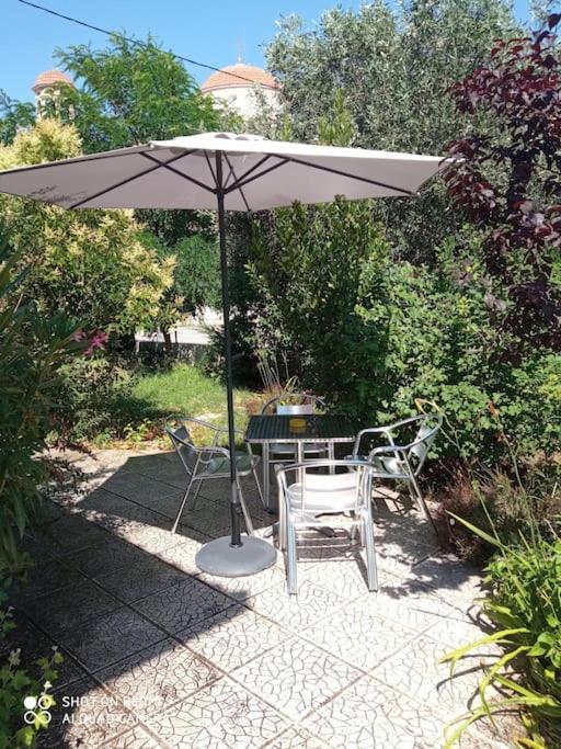 Apartament Anadora 2: Hospitable Stone House With Yard Aleksandropolis Zewnętrze zdjęcie